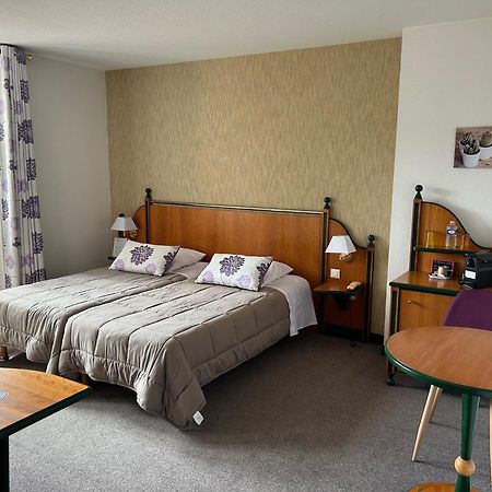 Le Bel Vue Hotel Le Cergne Kültér fotó